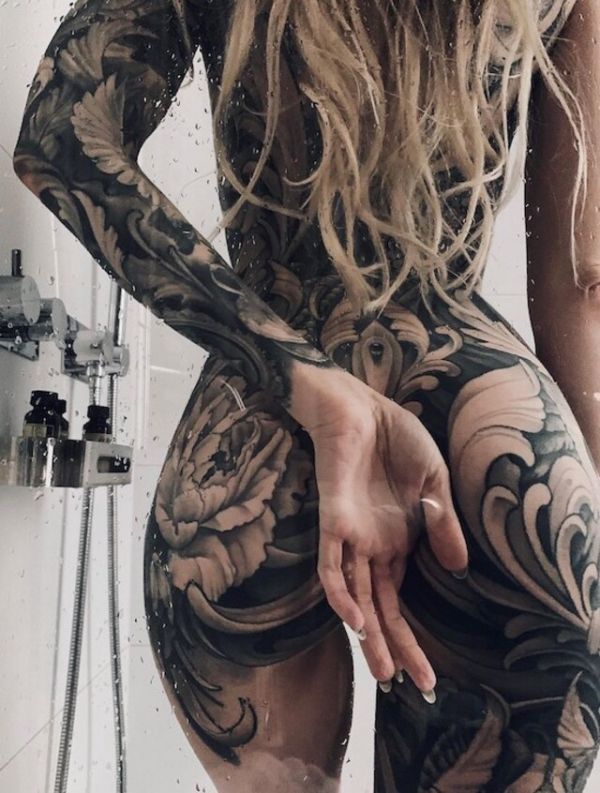 Die besten 100 Bilder in der Kategorie intim_tattoos: Frau, Blond, GanzkÃ¶rper, Ornamente, Tattoo