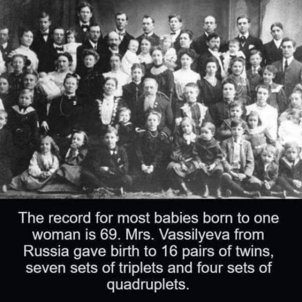 Guinness, Weltrekorde, Frau, 69, Geburten, Zwillinge, Drillinge, Vierlinge, Familie