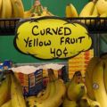 Die besten Bilder in der Kategorie schilder: Curved yellow fruit