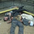 Die besten Bilder in der Kategorie betrunkene: Betrunkene im Sandkasten - Schnuckelparty