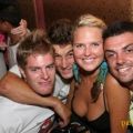 The Best Pics:  Position 102 in  - Funny  : Gute Party im Hintergrund