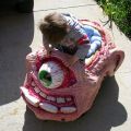 Die besten Bilder in der Kategorie autos: Zyklop-monster-Kinder-Auto