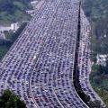The Best Pics:  Position 21 in  - Funny  : Riesen-Verkehrsstau auf Highway
