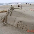 Die besten Bilder:  Position 34 in sand kunst - Sand-Porsche