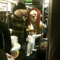 Die besten Bilder in der Kategorie verkleidungen: Monster in U-Bahn