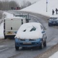 Die besten Bilder in der Kategorie gefaehrlich: Offensichtlich Unsichere Autofahrt mit Schnee