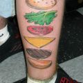 Die besten Bilder in der Kategorie lustige_tattoos: Cheeseburger Tattoo