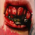 Die besten Bilder in der Kategorie horror_tattoos: Blutiger Mund und Zähne - Tattoo