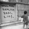 Die besten Bilder in der Kategorie graffiti: Real Eyes realize real lies