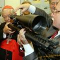The Best Pics:  Position 36 in  - Funny  : Katholischer Bischof mit Gewehr 