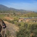 Die besten Bilder in der Kategorie zuege: Bremsweg 20km - Langer Zug auf kurviger Strecke
