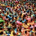 Die besten Bilder in der Kategorie menschen: Lust auf Schwimmbad? Asian crowded Swimming Pool