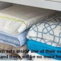 Die besten Bilder in der Kategorie clever: Store bedlinen sets inside one of theeir own pillowcases