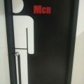 Die besten Bilder in der Kategorie allgemein: Da wäscht Mann sich die Hände - Toiletten Tür Türgriff