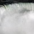 Die besten Bilder in der Kategorie maenner: Nik Wallenda auf dem Hochseil über Niagara Falls
