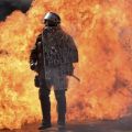 Die besten Bilder in der Kategorie gefaehrlich: Griechischer Polizist bei Protesten gegen Sparmassnahmen in Griechenland