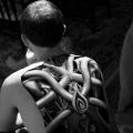 Die besten Bilder:  Position 5 in biomechanic tattoos - Abgefahrenes 3D Biomechanisches Tattoo auf dem Rücken