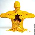 Die besten Bilder:  Position 120 in allgemein - Lego Statue