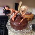 Die besten Bilder:  Position 35 in nahrung - Kack Kuchen, Schokolade, Kuchen, lustig, Barbie