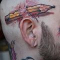 Die besten Bilder in der Kategorie lustige_tattoos: Bleistift, Ohr, Comic, Tattoo
