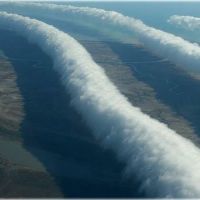 Reihen Wolken - Unglaubliches Naturschauspiel