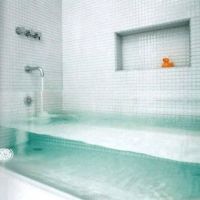 Badewanne aus Glas