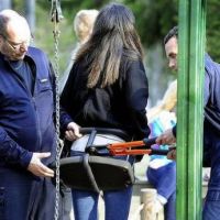 Sitzen geblieben auf dem Spielplatz