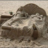 Schlafen am Strand Sand Kunst