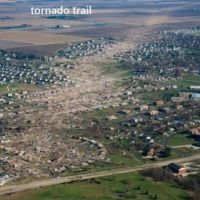 Tornado, Schneisse, Tod, Zerstörung