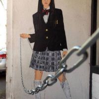 Japanisch, dominant, Schulmädchen, Uniform, Graffiti, Kette